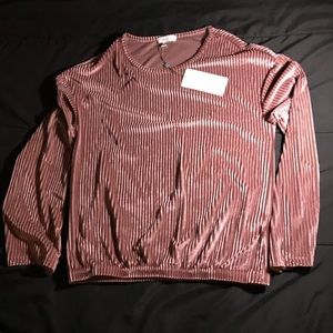 Textured Long-sleeve